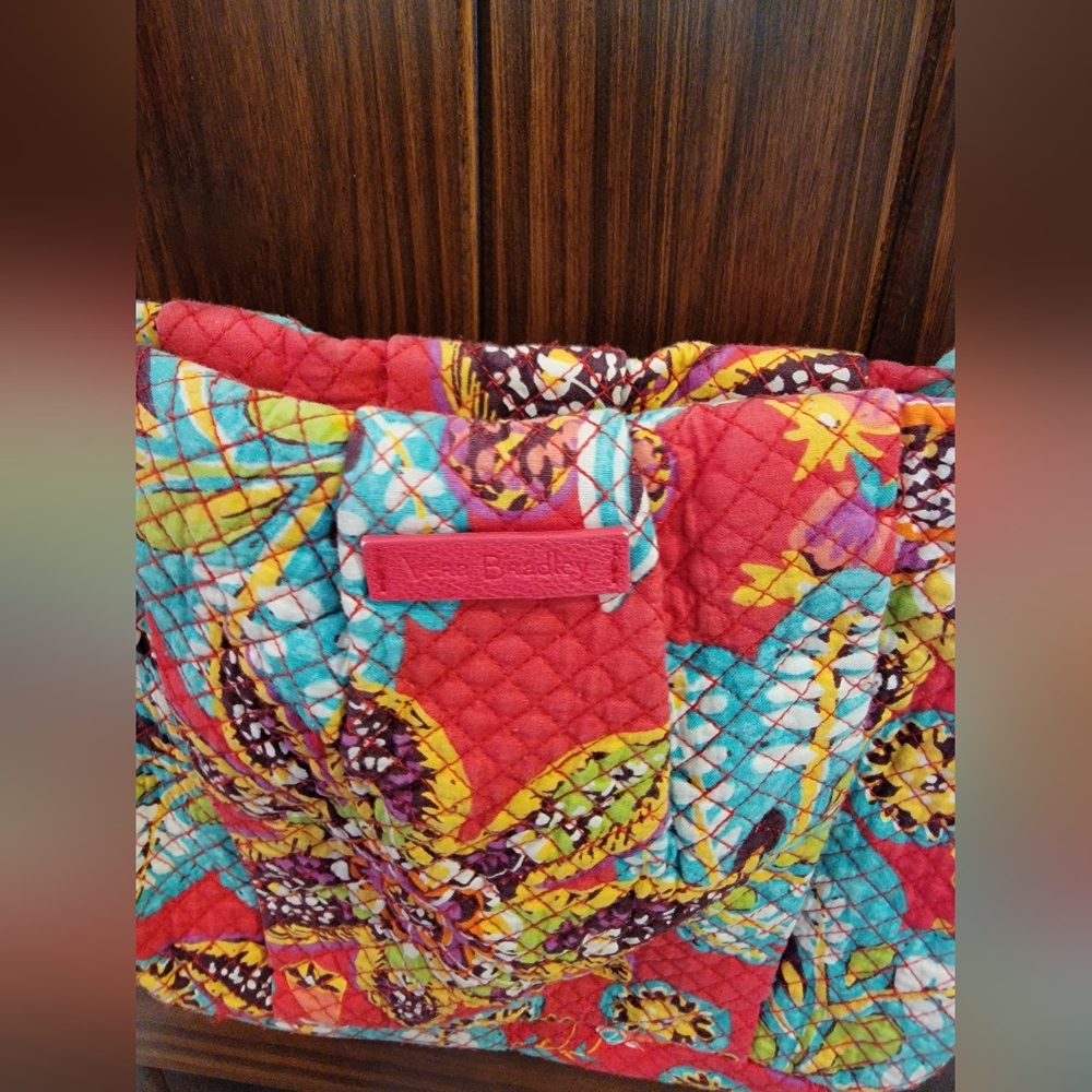 Vera Bradley Hadley Crossbody in Rumba pattern. - Picture 12 of 13